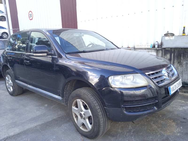 VOLKSWAGEN TOUAREG (7LA)