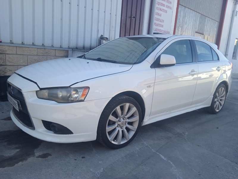 MITSUBISHI LANCER BERLINA (CY0)