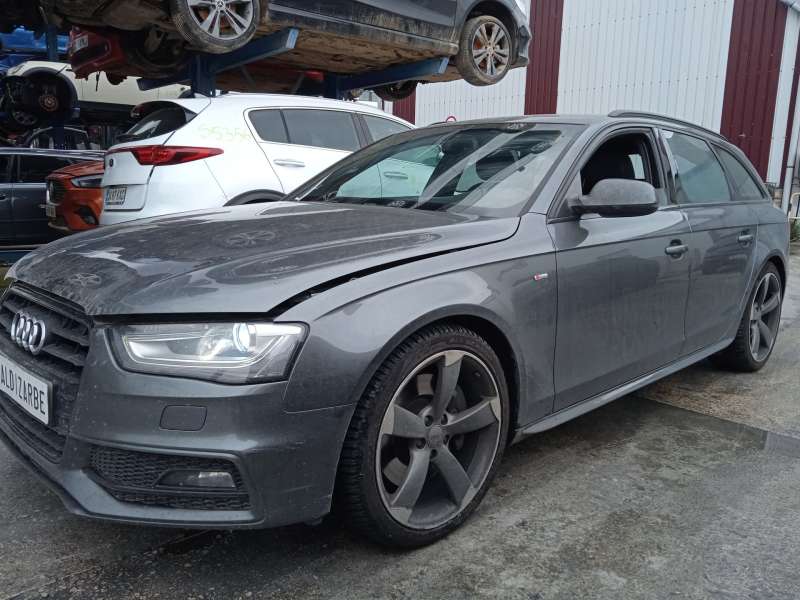 AUDI A4 B8 AVANT (8K5)