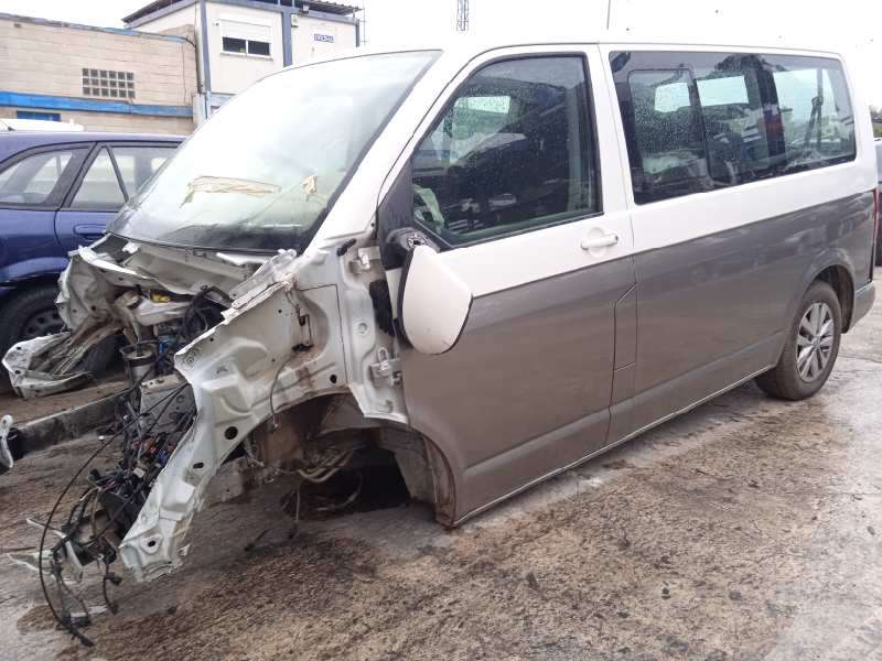 VOLKSWAGEN T6.1 CARAVELLE (SH)