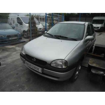 opel corsa b del año 2000