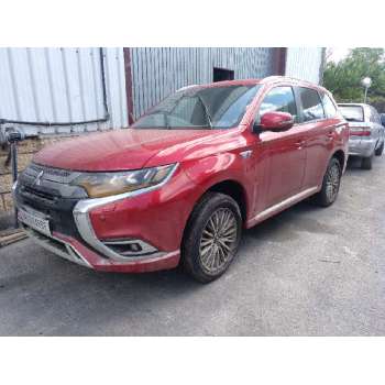 MITSUBISHI OUTLANDER (GF0)