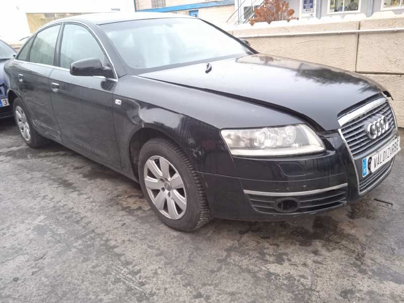 AUDI A6 BERLINA (4F2)