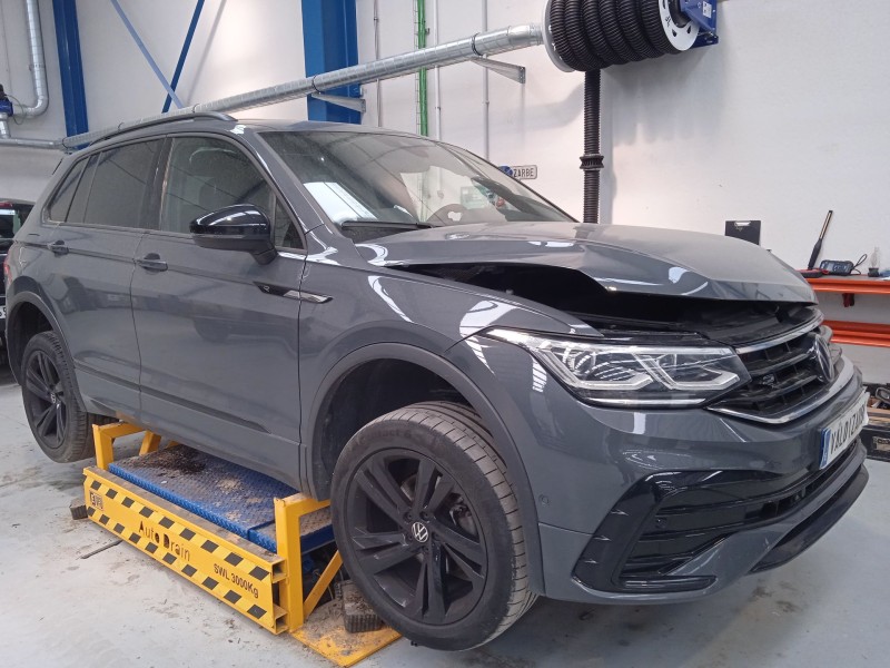VOLKSWAGEN TIGUAN (AD1, AX1)