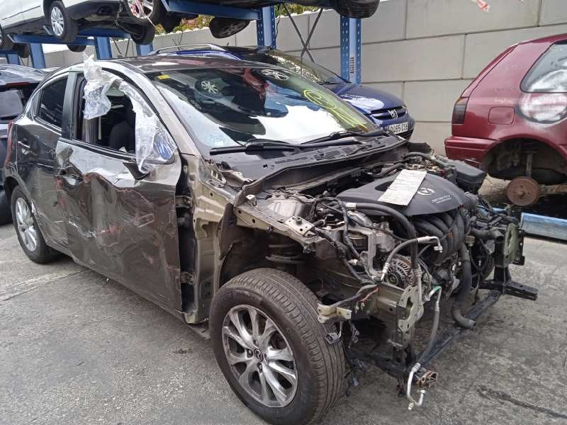 MAZDA 2 LIM. ()
