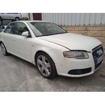 AUDI A4 BERLINA (8E)