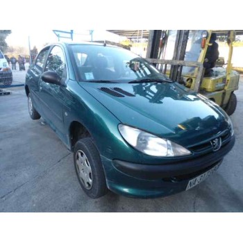 PEUGEOT 206 BERLINA