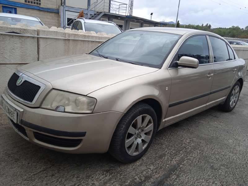 SKODA SUPERB (3U4)