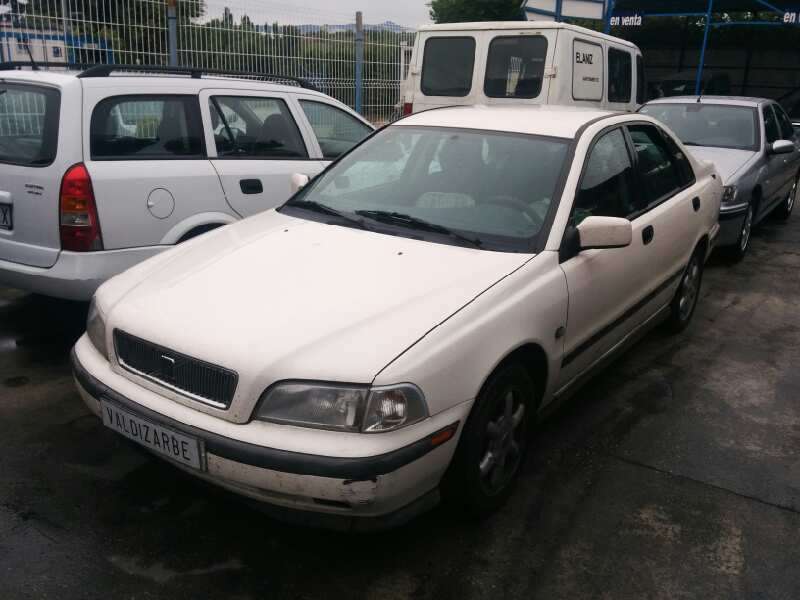 VOLVO S40 BERLINA