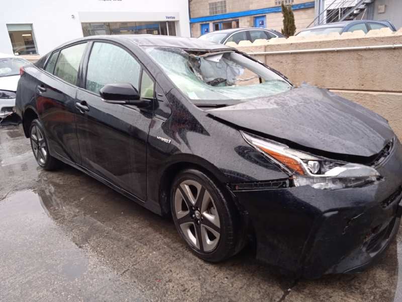 TOYOTA PRIUS (ZVW50)