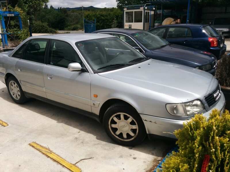 AUDI A6 BERLINA (C4)