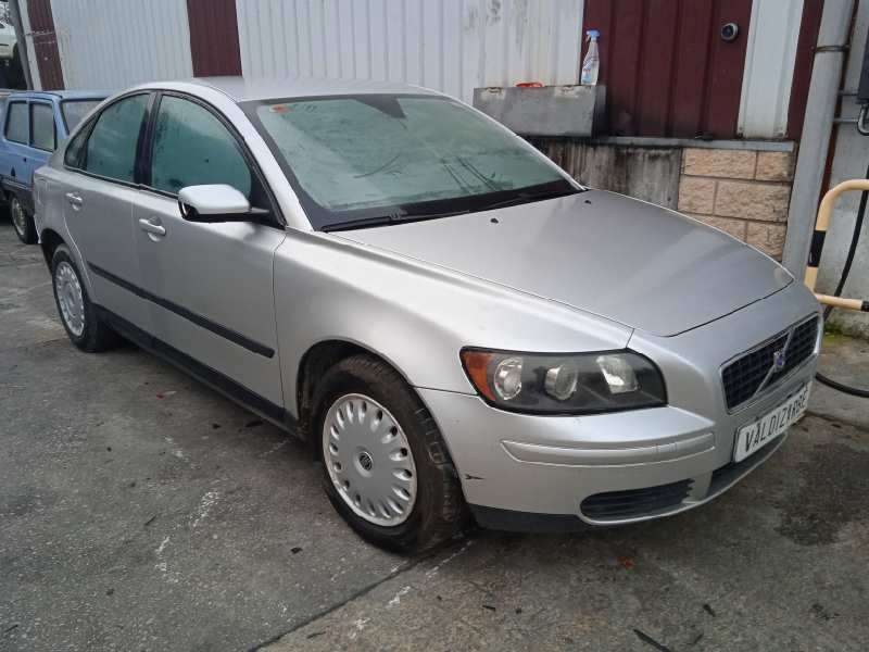 VOLVO S40 BERLINA
