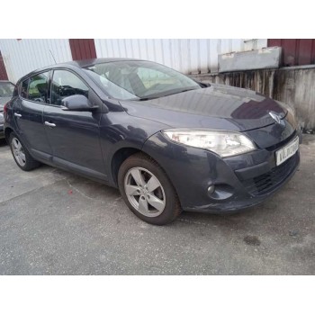 renault megane iii berlina 5 p del año 2009