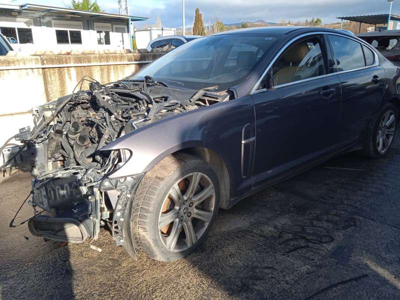 JAGUAR XF I (X250)