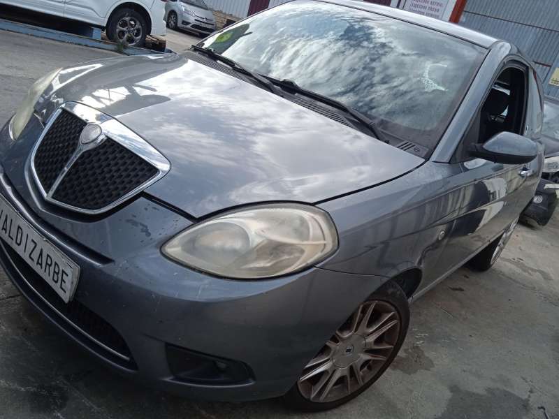 LANCIA YPSILON (843_)