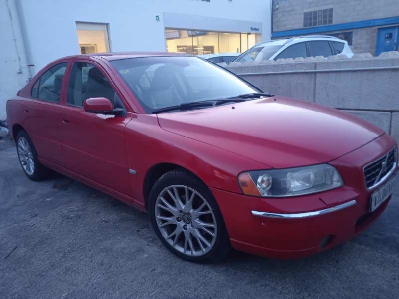 VOLVO S60 BERLINA