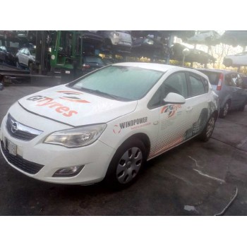 opel astra j lim. del año 2011