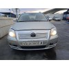 toyota avensis berlina (t25) del año 2005