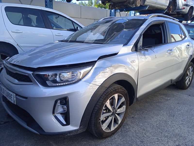 KIA STONIC (YBCUV)