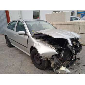 SKODA OCTAVIA BERLINA (1U2)