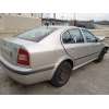skoda octavia berlina (1u2) del año 2001