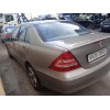 mercedes-benz clase c (w203) berlina del año 2004