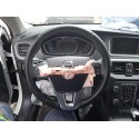 VOLVO V40 HATCHBACK (525)