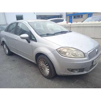FIAT LINEA (110) de desguace