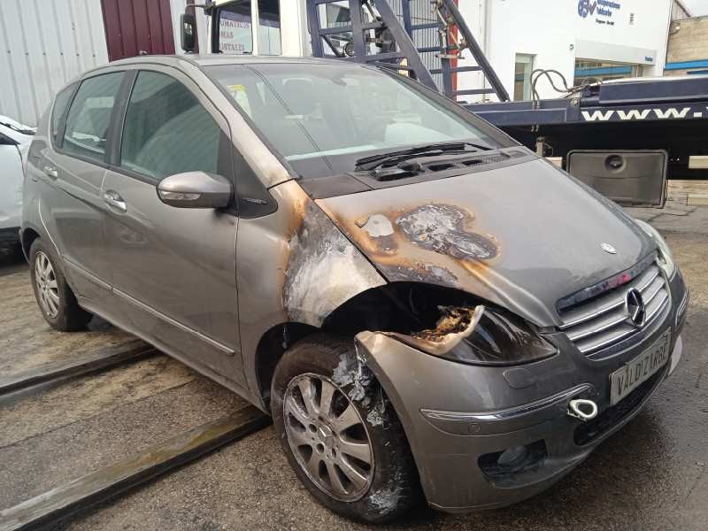 MERCEDES-BENZ CLASE A (W169)