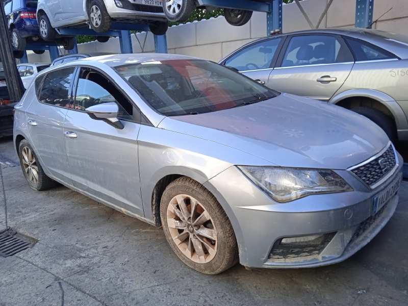 SEAT LEON (5F1)