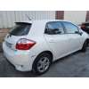 toyota auris (_e15_) del año 2011