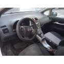 TOYOTA AURIS (_E15_)