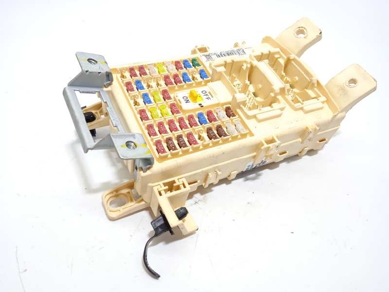 CAJA RELES / FUSIBLES 91952B9351 