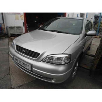 opel astra g berlina del año 2001