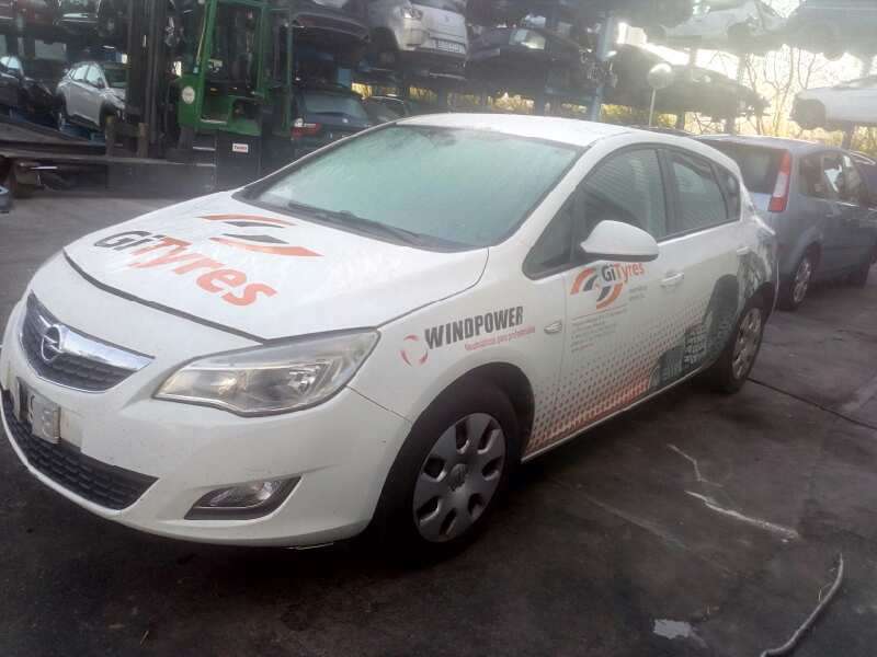 OPEL ASTRA J LIM.