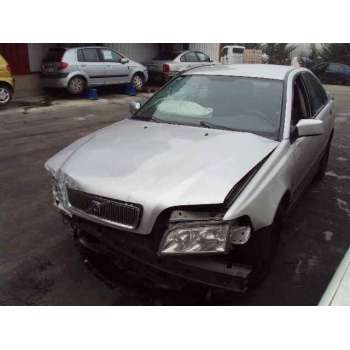 VOLVO S40 BERLINA