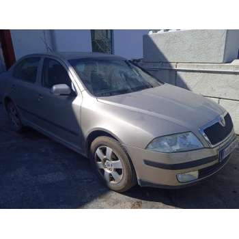 SKODA OCTAVIA BERLINA (1Z3) de desguace