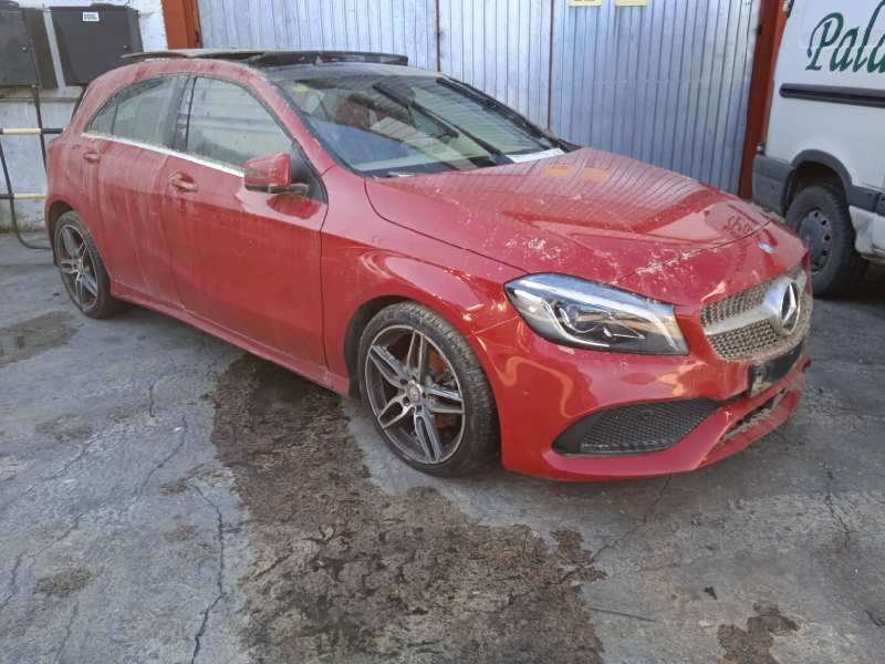 MERCEDES-BENZ CLASE A (W176)