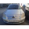 toyota avensis berlina (t25) del año 2004