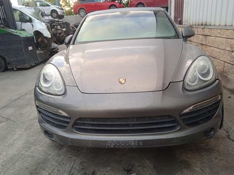 PORSCHE CAYENNE (TYP 92AA)