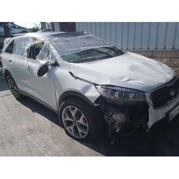 KIA SORENTO III (UM) de desguace