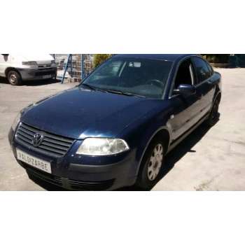 VOLKSWAGEN PASSAT BERLINA (3B3) de desguace