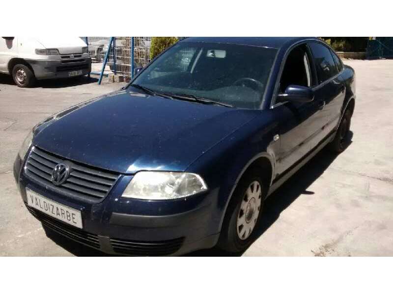 VOLKSWAGEN PASSAT BERLINA (3B3)