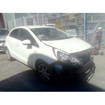 kia rio del año 2014