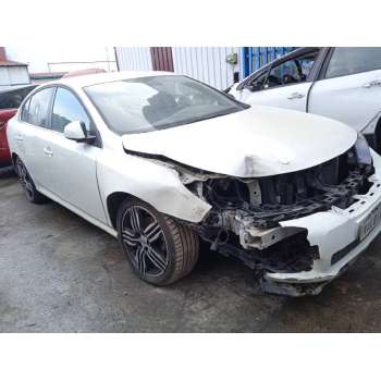RENAULT LATITUDE de desguace