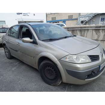 RENAULT MEGANE II Sedán (LM0/1_) de desguace