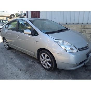 toyota prius liftback (_w2_) del año 2004