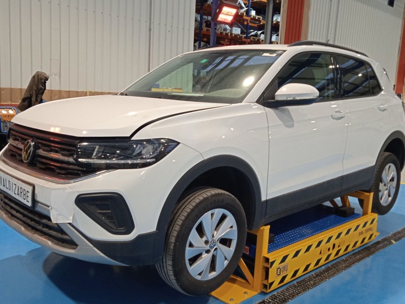 VOLKSWAGEN T-CROSS (C11, D31)