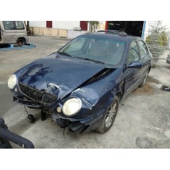 lancia lybra berlina del año 2004