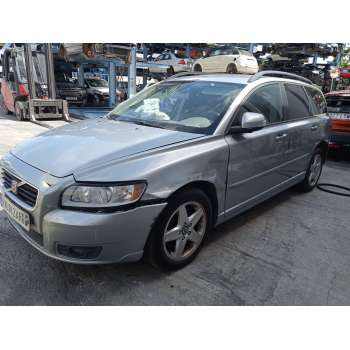 VOLVO V50 (545)